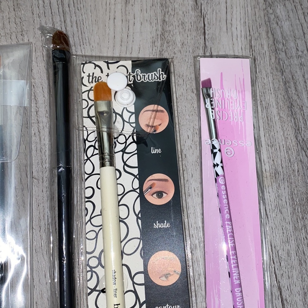 Makeup brushes - Picture 3 of 7